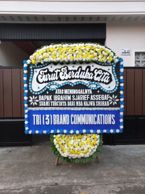 Papan Bunga Duka di Lubai Ulu
